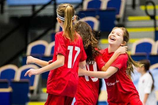 LB07s spelare jublar