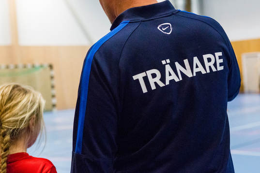 Tröja med texten Tränare