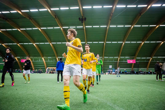 Spelare i Lunds BK värmer upp