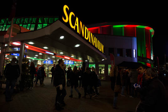 Scandinavium exteriört innan ishockeymatchen i SHL mellan