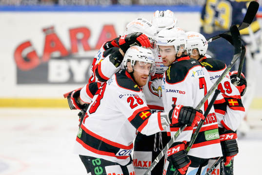 Malmö Redhawks Jens Olsson jublar