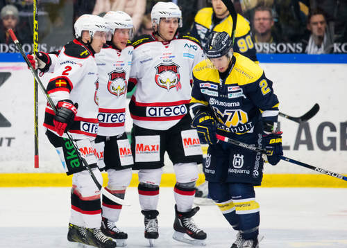 Malmö Redhawks Erik Andersson och Erik Forssell jublar