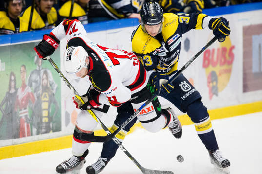 s Niklas Hansson