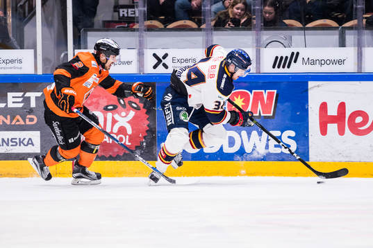 Karlskronas Robin Gartner och Djurgårdens Daniel Brodin
