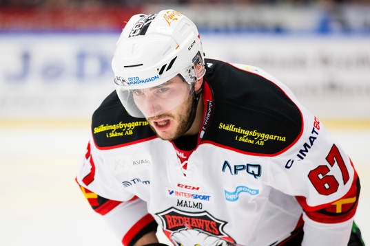 Malmö Redhawks Konstantin Komarek har ont
