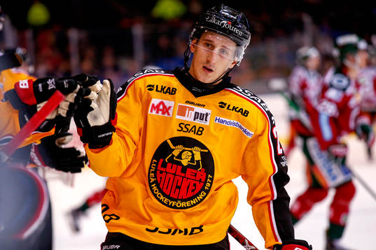 Luleås Bill Sweatt jublar