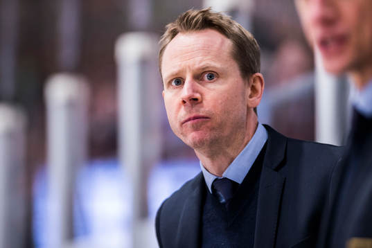 Djurgårdens tränare Robert Ohlsson  deppar