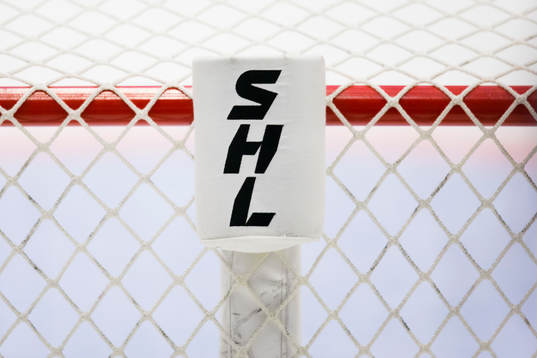 Mål med SHLs logotype