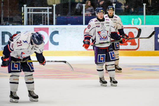 Linköpings Emil Sylvegård och Ken André Olimb deppar