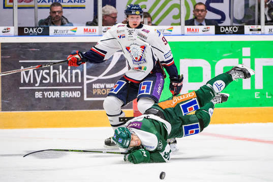 Färjestads Björn Svensson och Linköpings Anton Karlsson