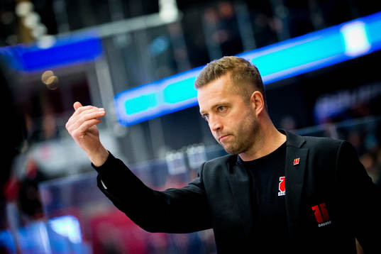 Örebros tränare Johan Tornberg tar ut Örebros målvakt