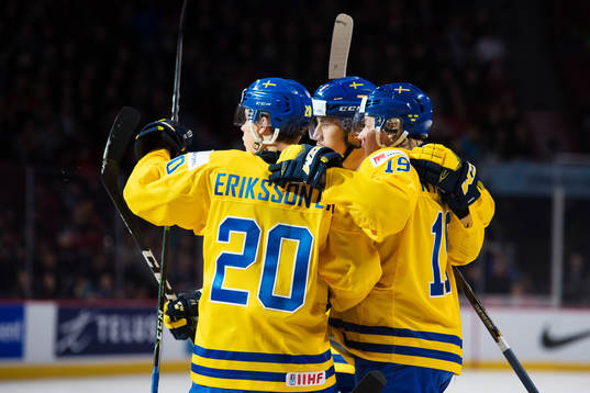 Sveriges Joel Eriksson Ek, David Bernhardt och Alexander