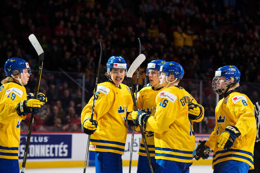 Sveriges Alexander Nylander, David Bernhardt, Joel Eriksson