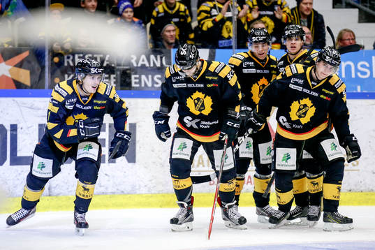 Skellefteås Henrik Hetta jublar