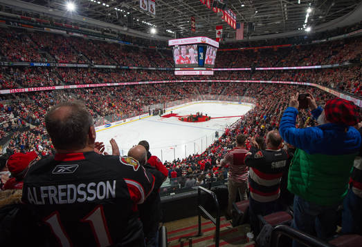 Daniel Alfredsson has his jersey with his number 11 retired