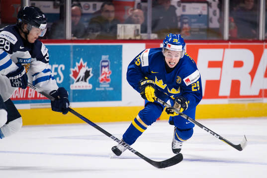 Finlands Jesper Mattila utmanas av Sveriges Tim Söderlund
