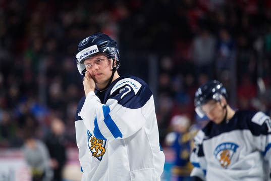 Finlands Teemu Väyrynen deppar