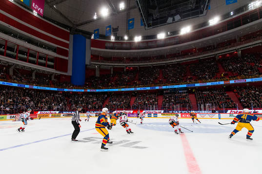 13189 åskådare i Globen