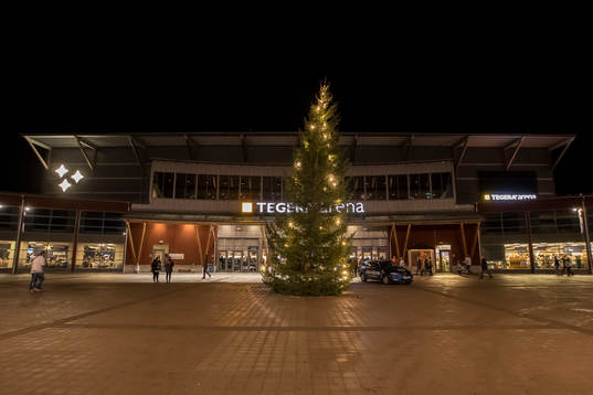 Tegera Arena exteriör innan ishockeymatchen i SHL mellan