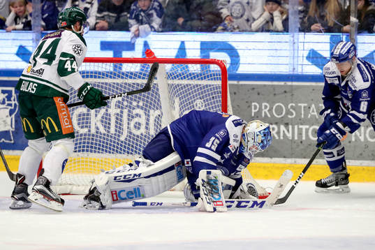 Leksands Joe Piskula och målvakt Atte Engren och