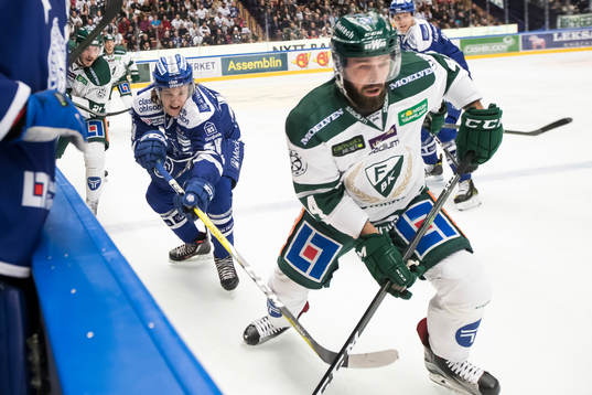 Leksands William Wikman och Färjestads Tomas Skogs i