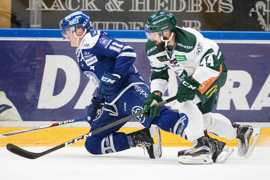 Leksands Martin Karlsson och Färjestads Milan Gulas i