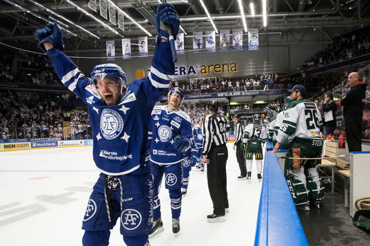 Leksands Jesper Ollas jublar