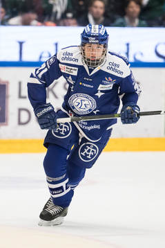 Leksands Rickard Hugg  i ishockeymatchen i SHL mellan