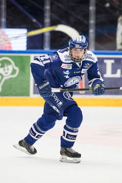 Leksands Rickard Hugg  i ishockeymatchen i SHL mellan