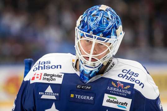 Leksands målvakt Atte Engren i ishockeymatchen i SHL