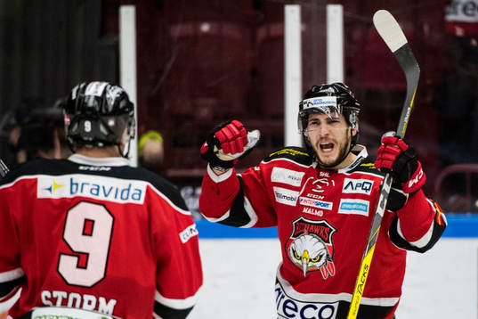 Malmö Redhawks Konstantin Komarek jublar