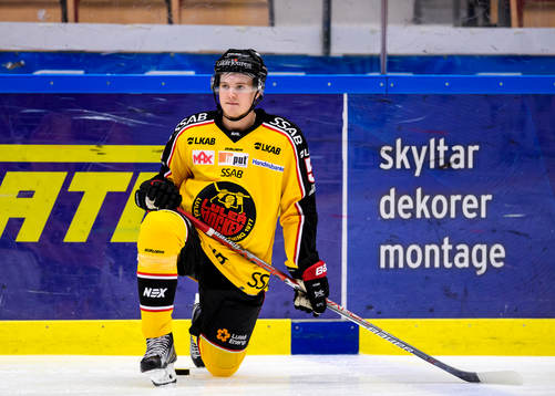 Luleås Linus Nässén på uppvärmningen