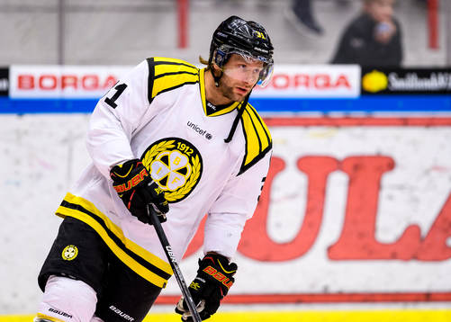 Brynäs Jonathan Granström på uppvärmningen