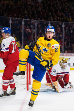 Sveriges Jonathan Dahlén jublar