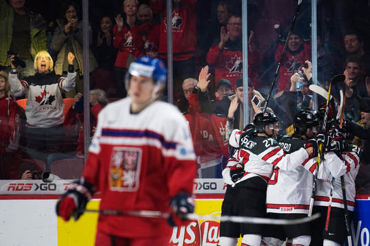Bläddra bland fler bilder av Ishockey, JVM, kvartsfinal, Kanada - Tjeckien