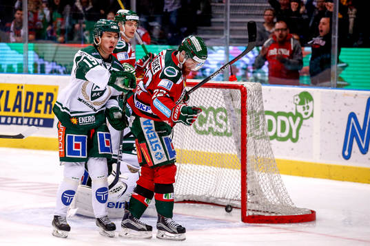 Frölundas Robin Figren  jublar