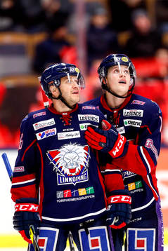 Linköpings Niklas Fogström och Henrik Törnqvist jublar