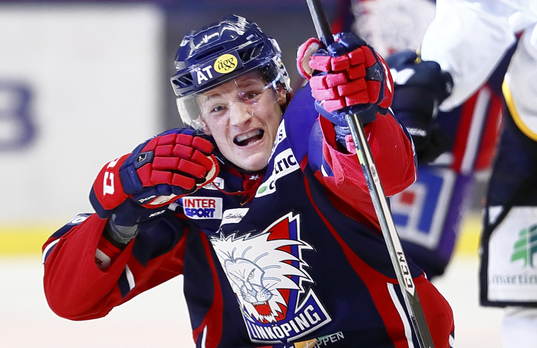 Linköpings Henrik Törnqvist jublar