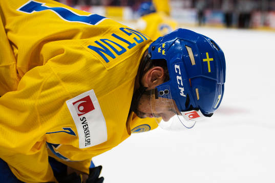 Sveriges Oliver Kylington deppar
