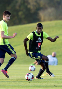 Sveriges Alexander Isak och Alexander Jeremejeff