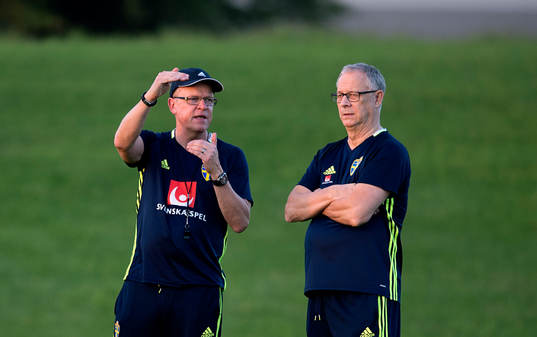 Den svenska tränarstaben Janne Andersson och Lars