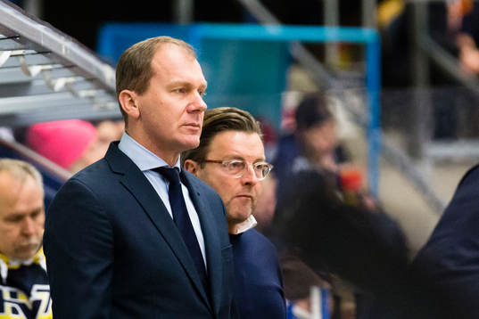 s tränare Johan Lindbom och mentala coachen Magnus Carlson