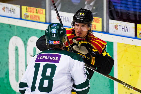 Färjestads Andreas Jämtin och Brynäs Oskar Lindblom