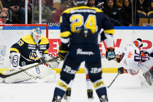 s målvakt Fredrik Pettersson-Wentzel
