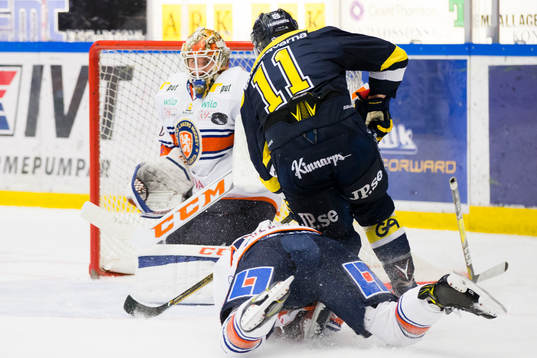 s Simon Önerud