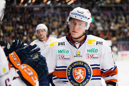 Växjös Olli Palola jublar