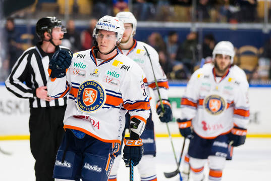 Växjös Olli Palola jublar