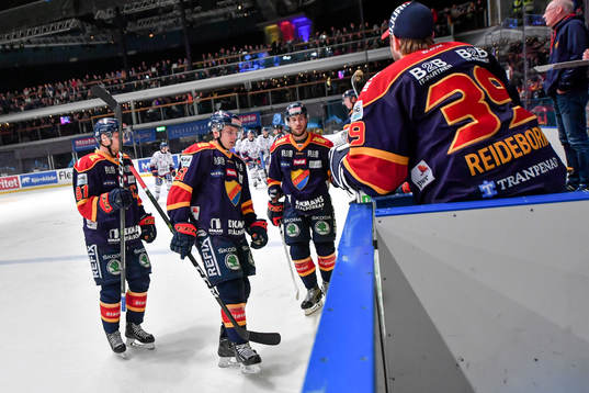Djurgårdens Calle Ridderwall och Markus Ljungh deppar