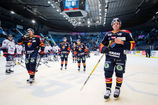 Djurgårdens Daniel Brodin och Jeff Tambellini deppar