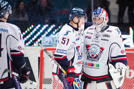 Linköpings Kristian Näkyvä och målvakt Jacob Johansson